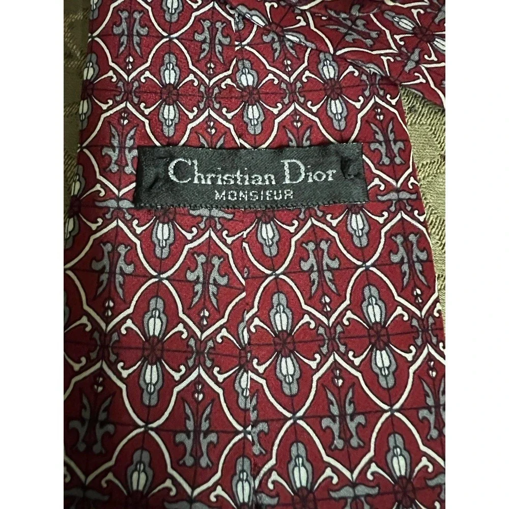 Christian Dior Red Gray Men's Tie Silk Made In USA
